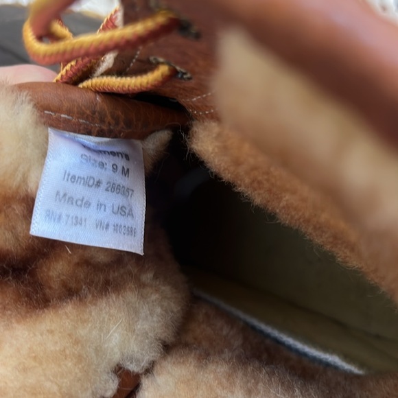 Women's LL Bean Shearling Lined Duck Boots, 9 - Picture 6 of 7